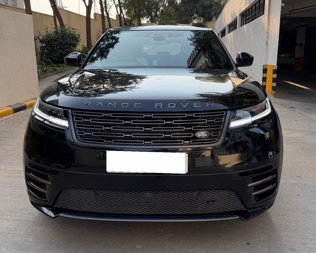 Land Rover Land Rover Range Rover Velar view 2
