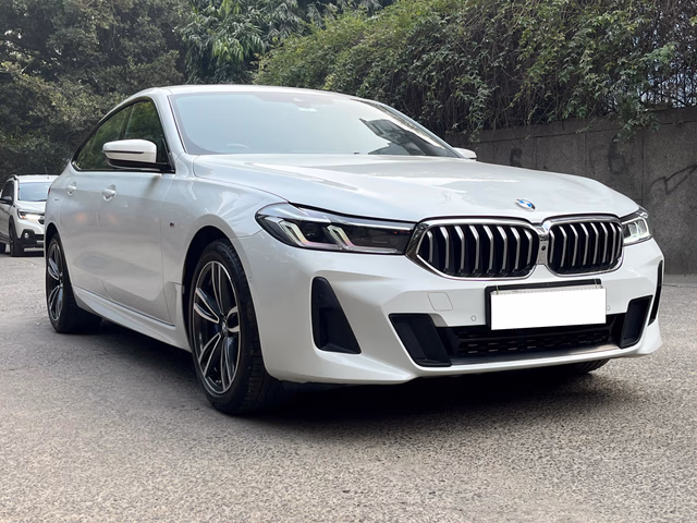 BMW BMW 6 Series view 2