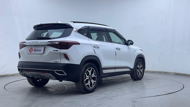 Kia Kia Seltos view 5