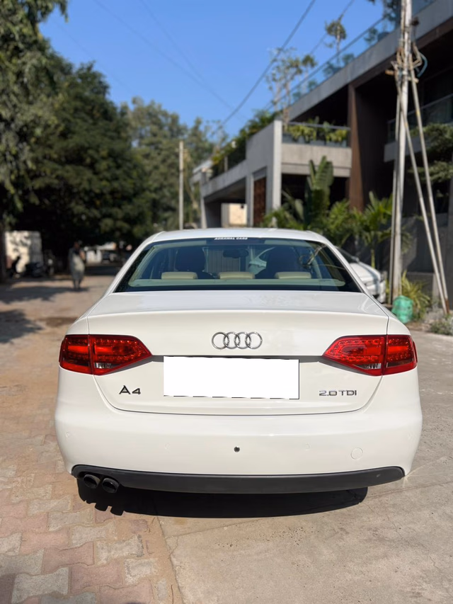 Audi Audi A4 view 4