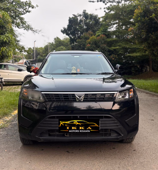 Mahindra Mahindra XUV300 view 2