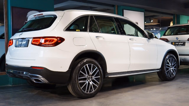 Mercedes-Benz Mercedes-Benz GLC view 4