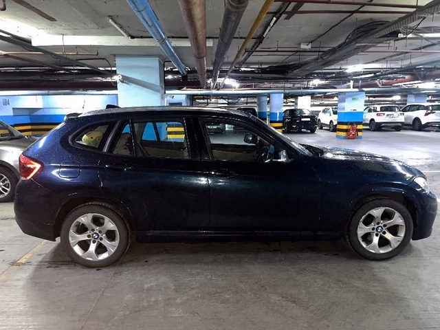 BMW BMW X1 view 3