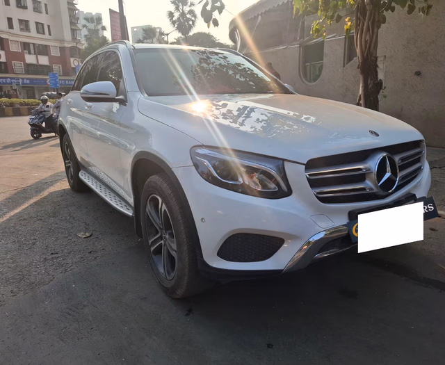 Mercedes-Benz Mercedes-Benz GLC view 2
