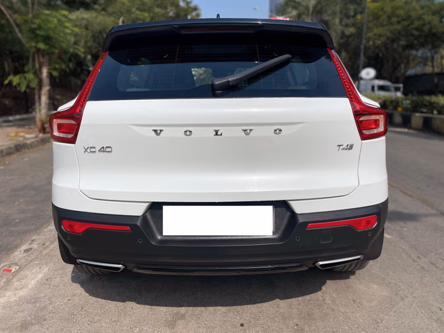 Volvo Volvo XC40 view 4