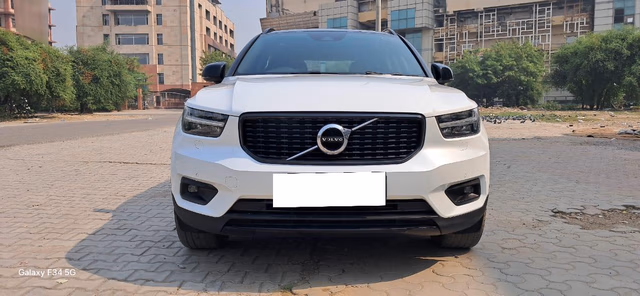 Volvo Volvo XC40 view 2
