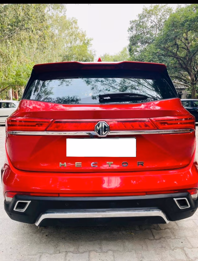 MG MG Hector view 3