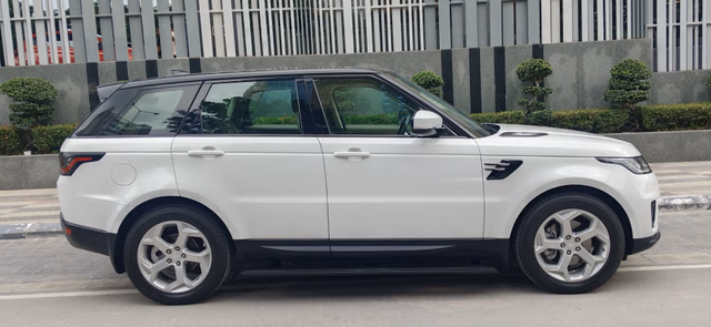 Land Rover Land Rover Range Rover Sport view 3