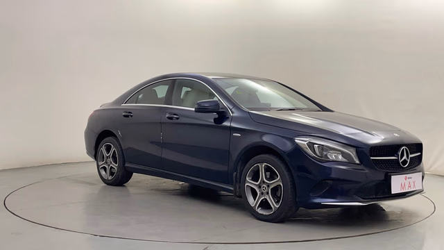 Mercedes-Benz Mercedes-Benz CLA view 3