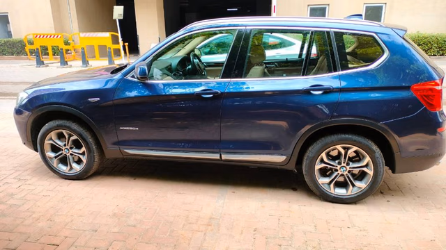 BMW BMW X3 view 4