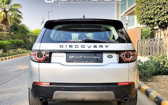 Land Rover Land Rover Discovery view 4