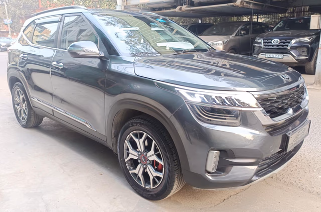 Kia Kia Seltos view 2