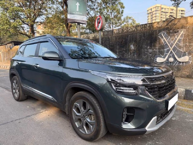 Kia Kia Seltos view 2