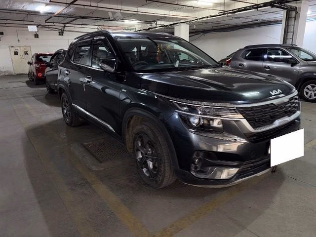 Kia Kia Seltos view 2