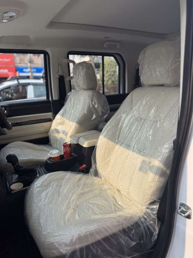 Mahindra Mahindra Thar ROXX view 5