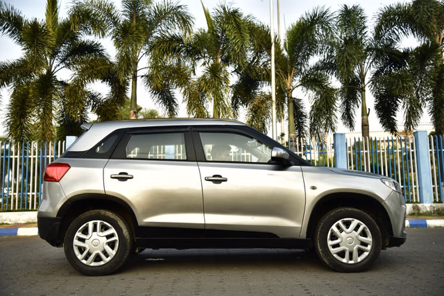 Maruti Maruti Vitara Brezza view 3