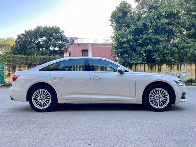 Audi Audi A6 view 3