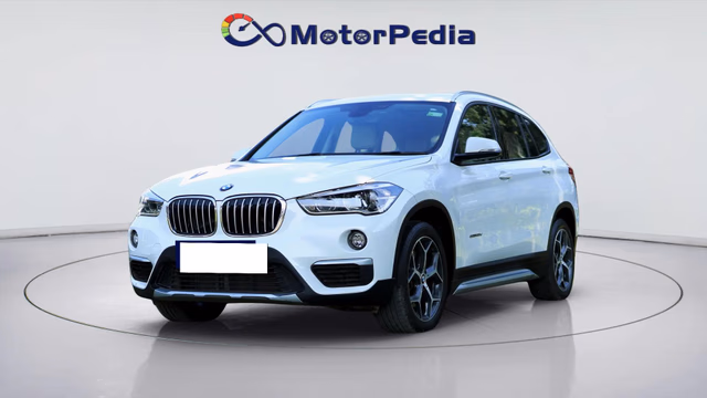 BMW BMW X1 view 4