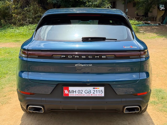 Porsche Porsche Cayenne view 4