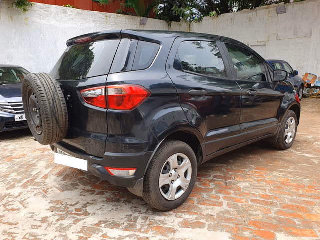 Ford Ford Ecosport view 3