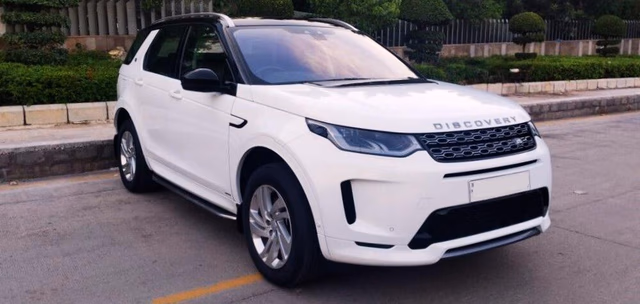 Land Rover Land Rover Discovery Sport view 2