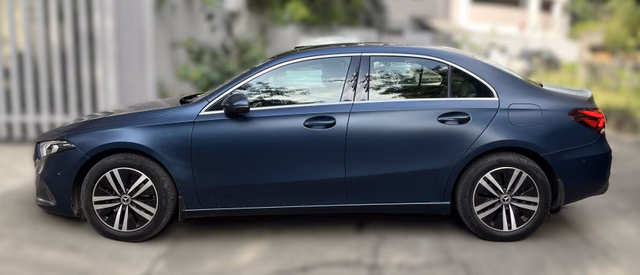 Mercedes-Benz Mercedes-Benz A-Class Limousine view 5