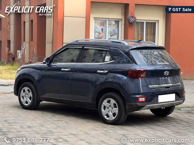 Hyundai Hyundai Venue view 5