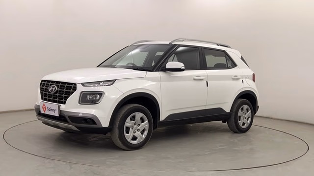 Hyundai Hyundai Venue view 2