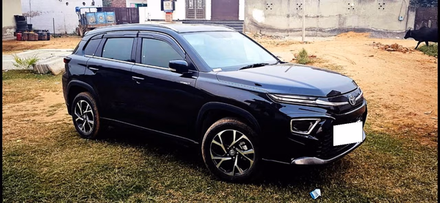 Toyota Toyota Hyryder view 3