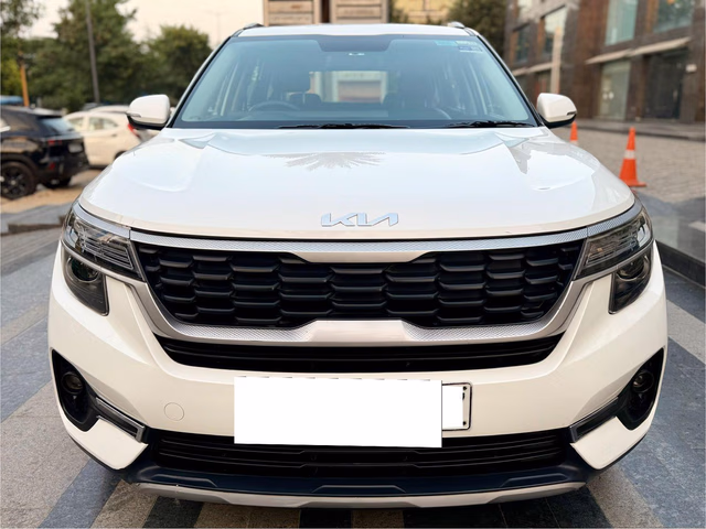 Kia Kia Seltos view 2