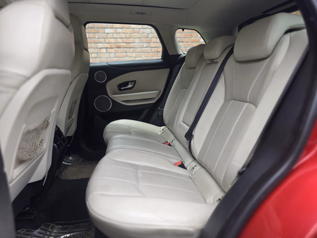 Land Rover Land Rover Range Rover Evoque view 5