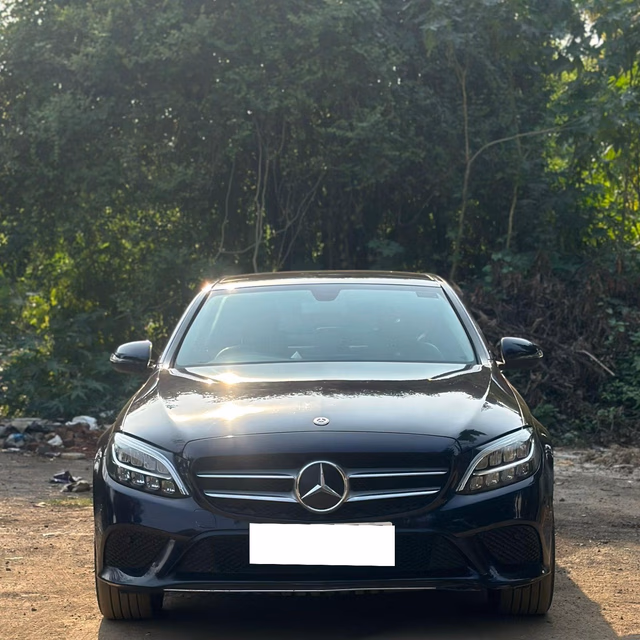 Mercedes-Benz Mercedes-Benz C-Class view 4