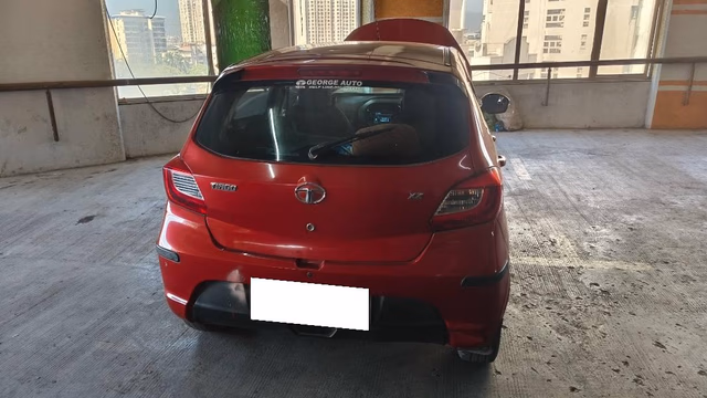 Tata Tata Tiago view 3