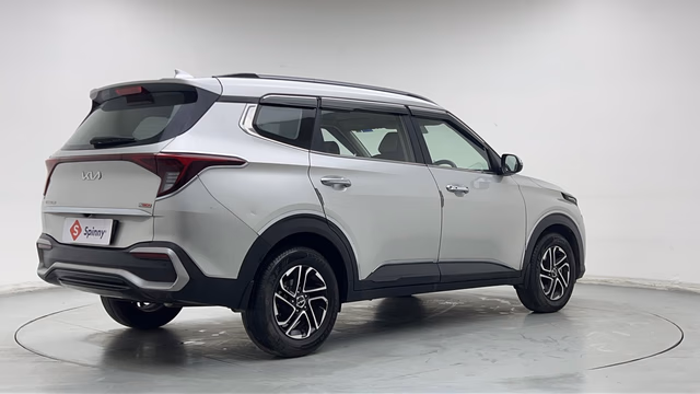 Kia Kia Carens view 5