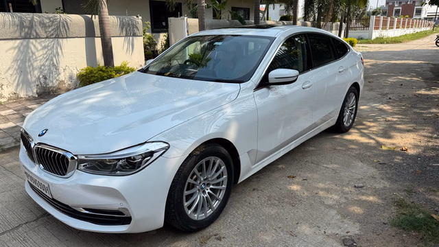 BMW BMW 6 Series view 4