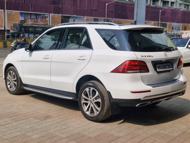 Mercedes-Benz Mercedes-Benz GLE view 4