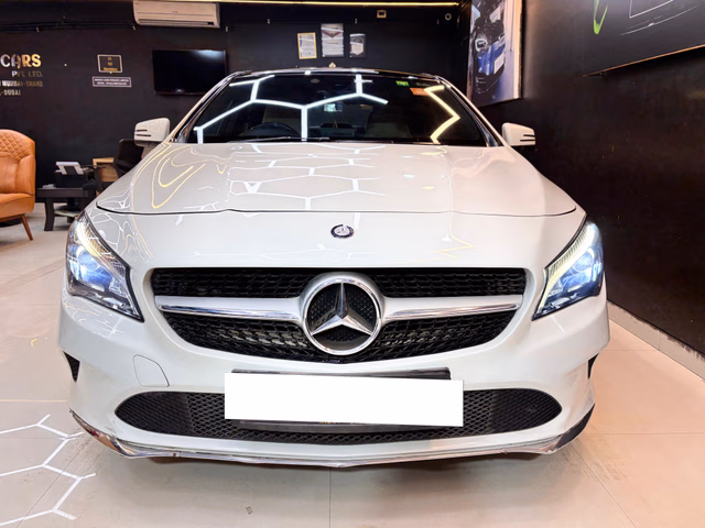 Mercedes-Benz Mercedes-Benz CLA view 5