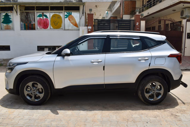 Kia Kia Seltos view 5