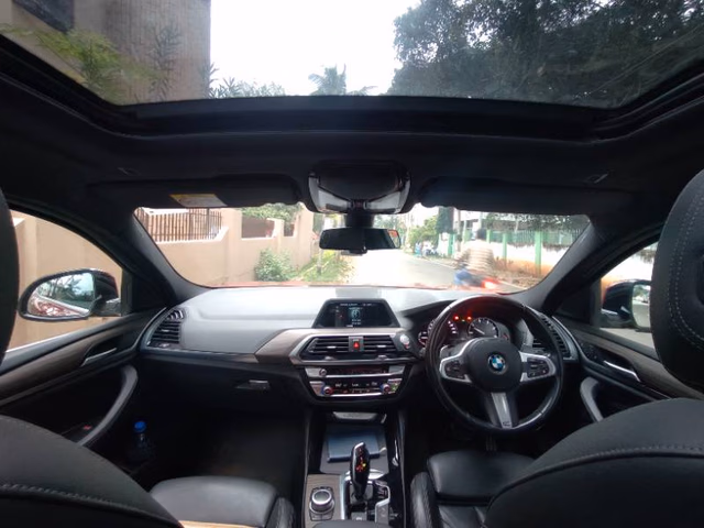 BMW BMW X4 view 4