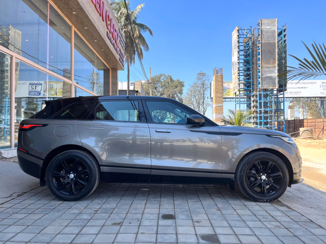 Land Rover Land Rover Range Rover Velar view 3