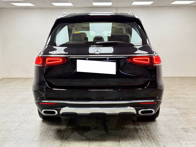 Mercedes-Benz Mercedes-Benz GLS view 4