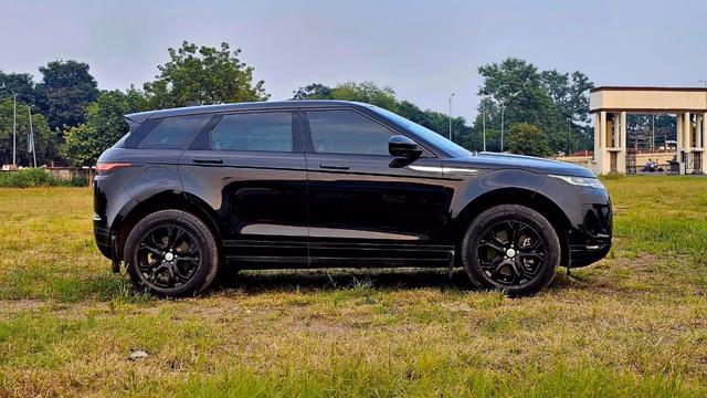 Land Rover Land Rover Range Rover Evoque view 3