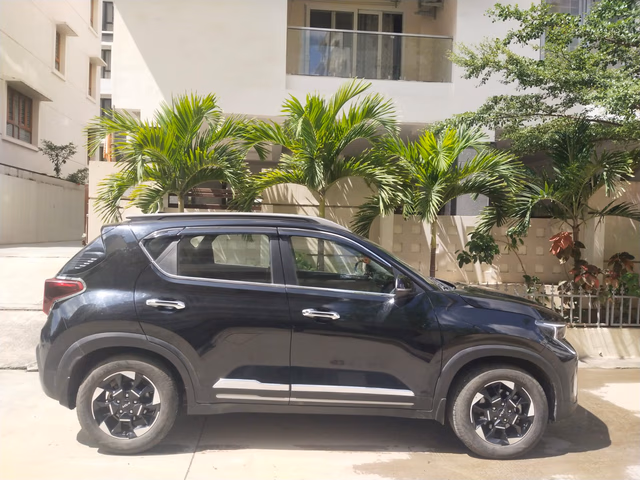 Kia Kia Sonet view 3