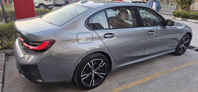 BMW BMW 3 Series Long Wheelbase view 5