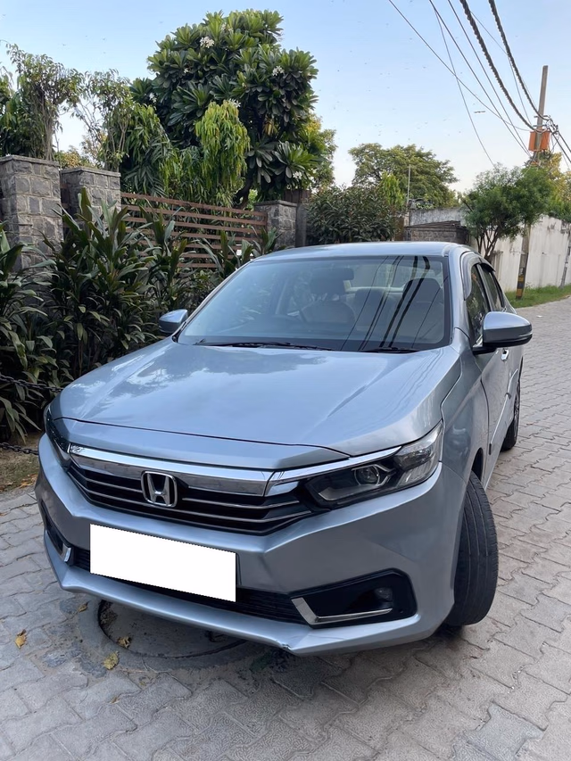 Honda Honda Amaze 2nd Gen view 4