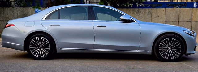 Mercedes-Benz Mercedes-Benz S-Class view 3