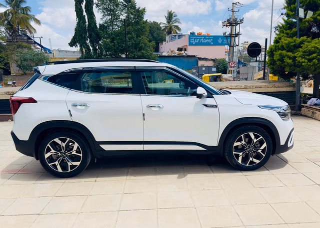 Kia Kia Seltos view 5