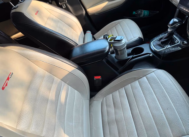 Kia Kia Seltos view 4