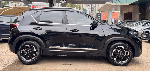 Kia Kia Sonet view 5