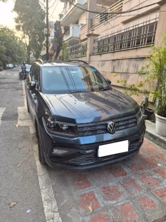 Volkswagen Volkswagen Taigun view 2